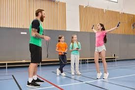 73岁拉涅利彻底封神！罗马血性2-1：读秒绝杀+连扳2球 豪取5连胜